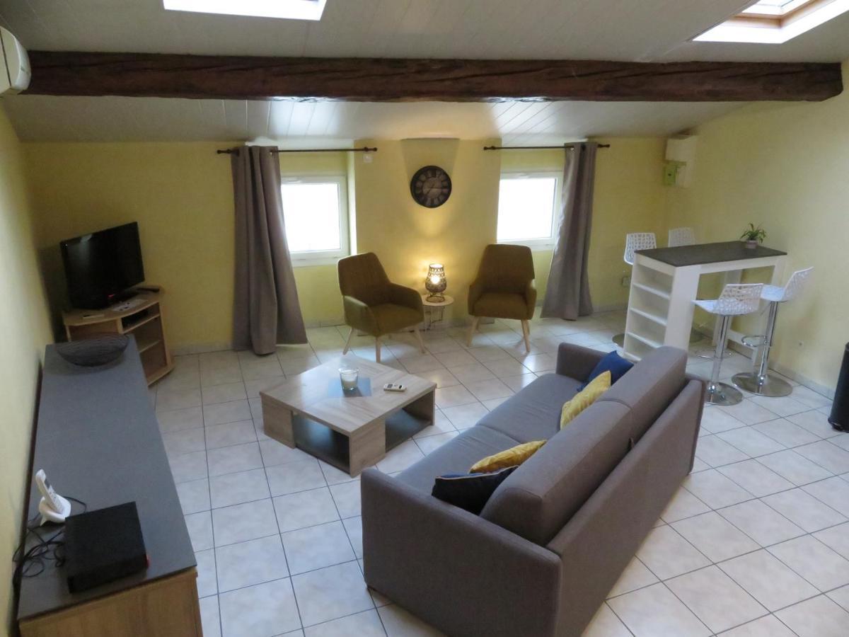 Au Bonheur Suspendu Apartamento Pont-en-Royans Exterior foto