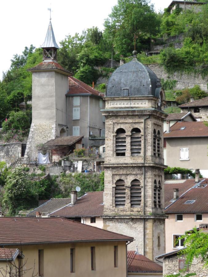 Au Bonheur Suspendu Apartamento Pont-en-Royans Exterior foto